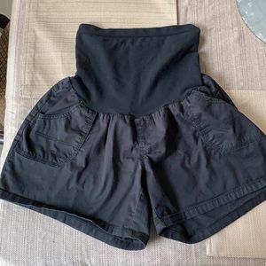Oh Baby by Motherhood Black Shorts XL
